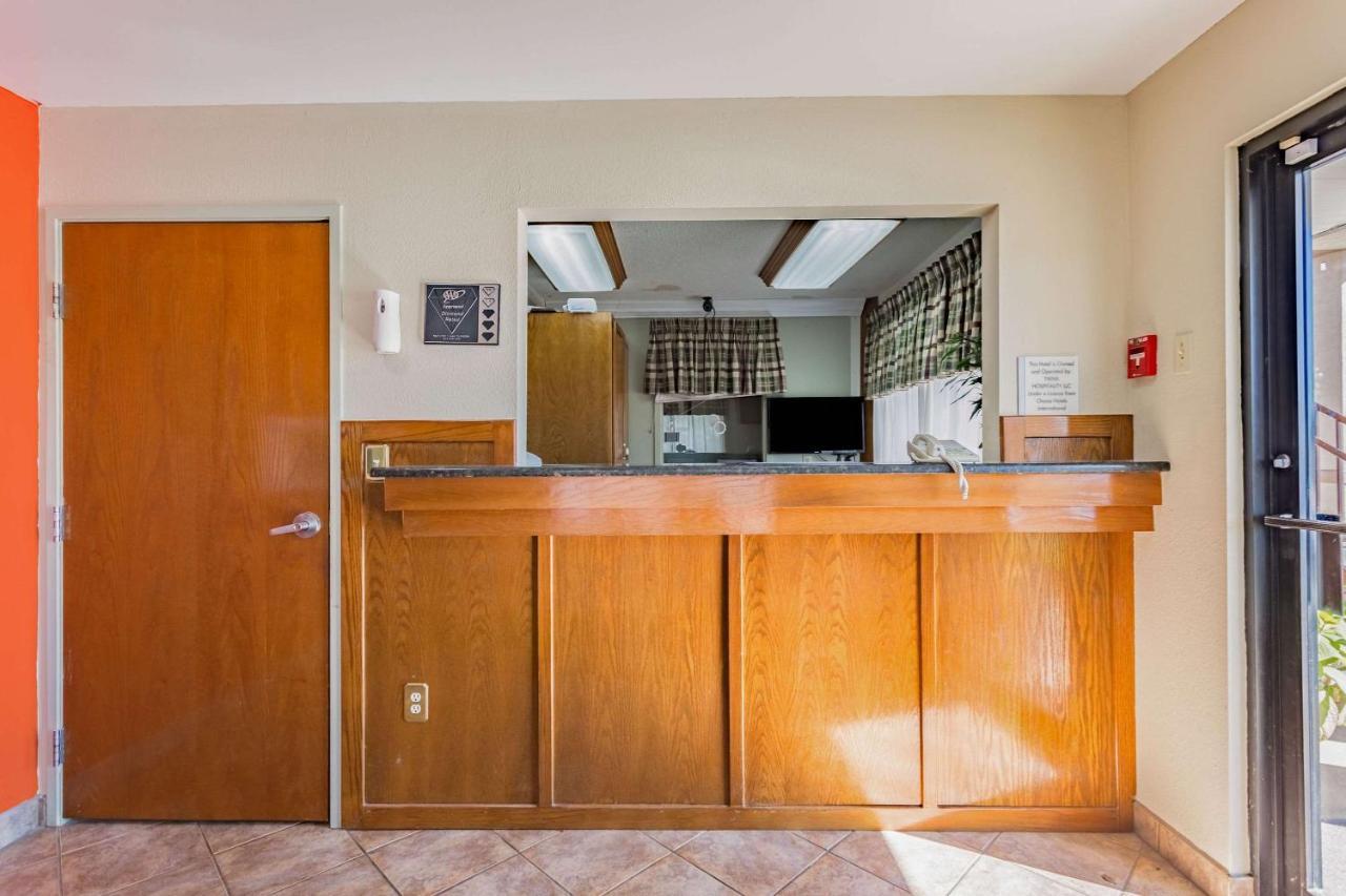 Econo Lodge Ripley Εξωτερικό φωτογραφία