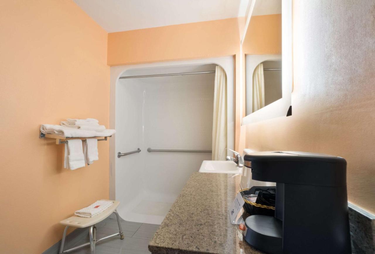 Econo Lodge Ripley Εξωτερικό φωτογραφία